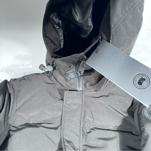 Canada Goose Macmillan Monochrome Black Label Parka - Picture 7 of 16